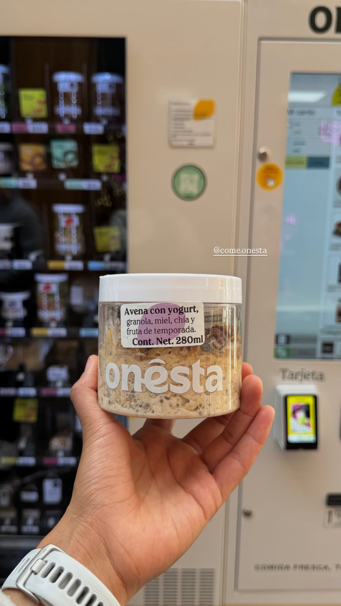 4EAAE5B5-D36C-410B-BCE3-AE948FFC9BBF